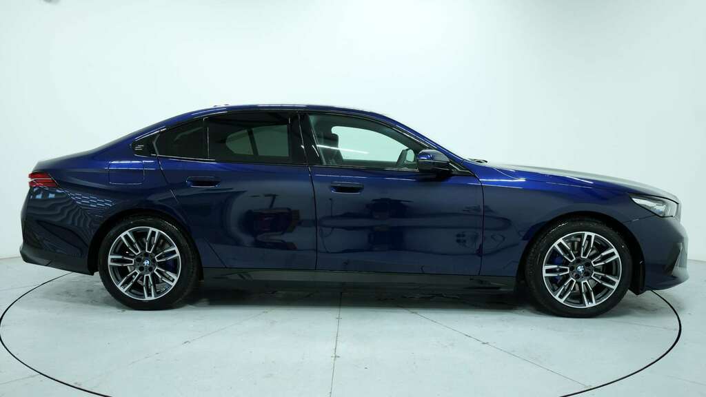 BMW 5 Series 530E M Sport 2026 YP26XNL Blue #3