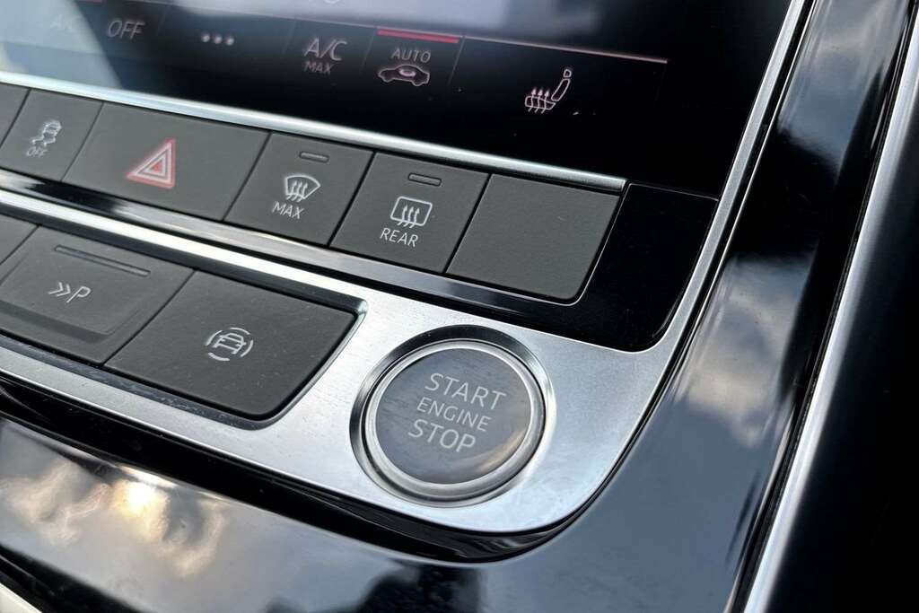Audi Q7 S Line  #23
