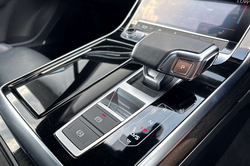 Audi Q7 S Line  #12