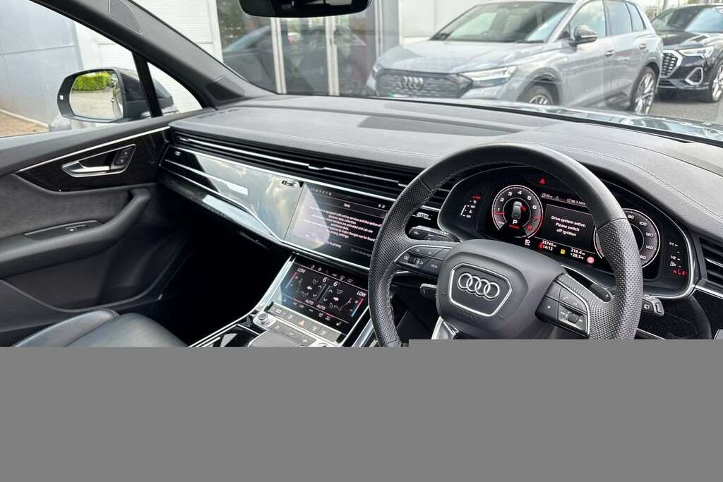 Audi Q7 S Line  #5