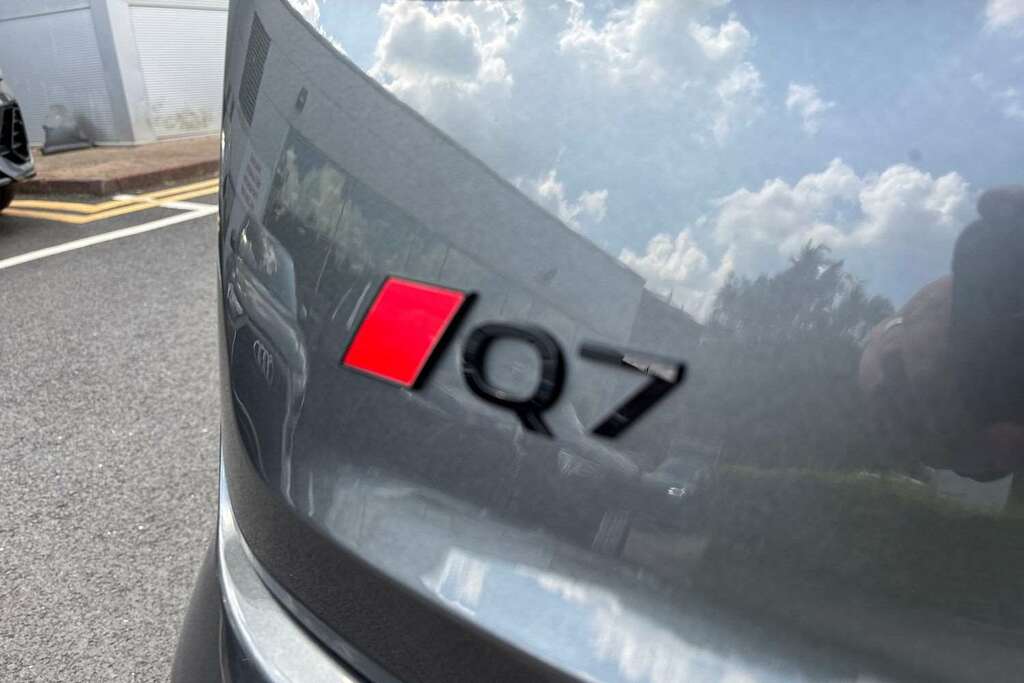 Audi Q7 S Line  #10