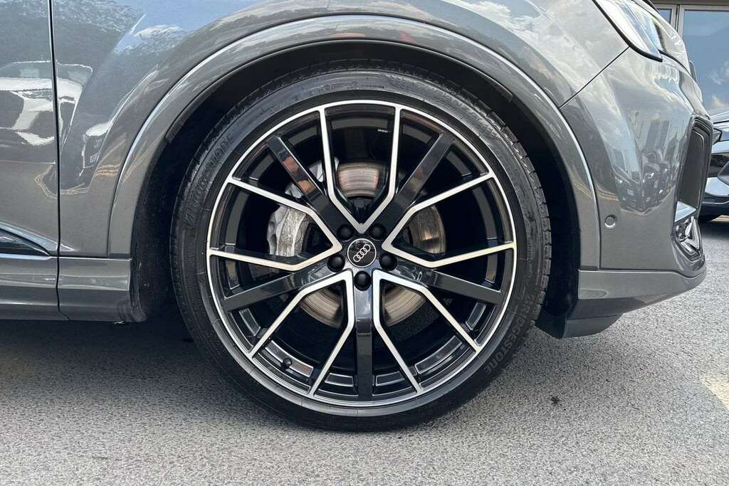 Audi Q7 S Line  #4