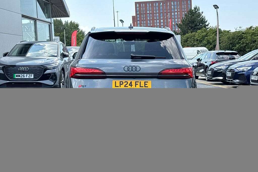 Audi Q7 S Line  #6