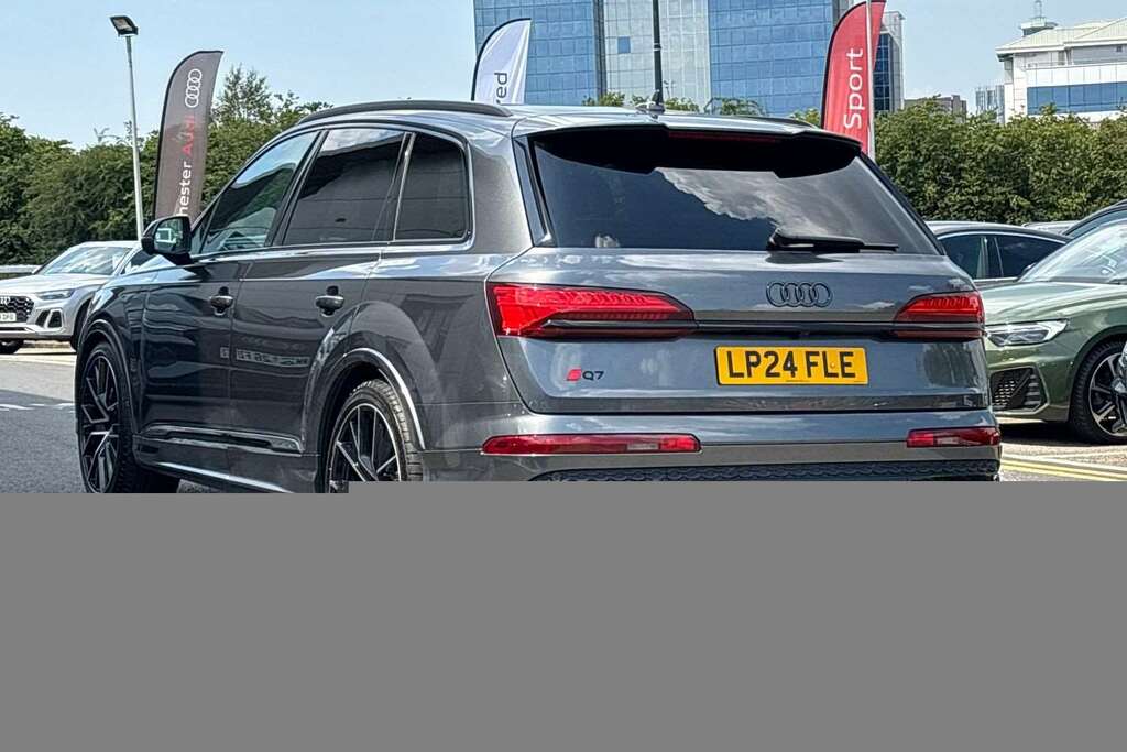 Audi Q7 S Line  #2