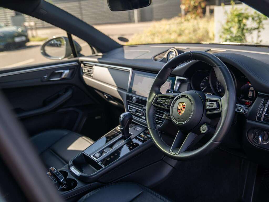 Porsche Macan T Pdk 2023 WP23LTV Grey #3