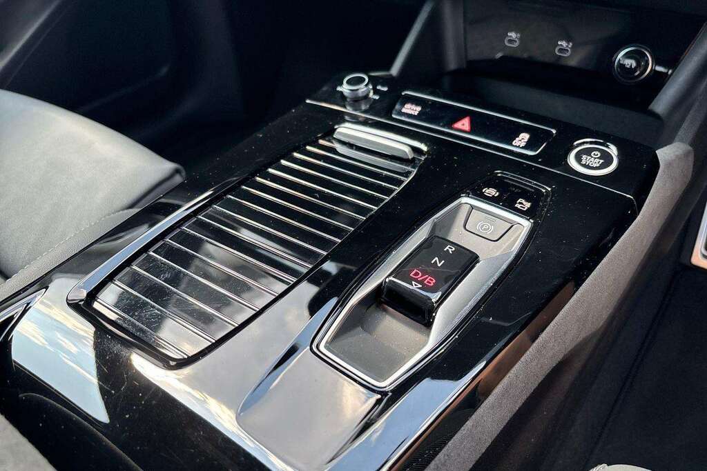Audi Q6 E-Tron 285Kw Quattro 100Kwh Edition 1 2026 Black #6