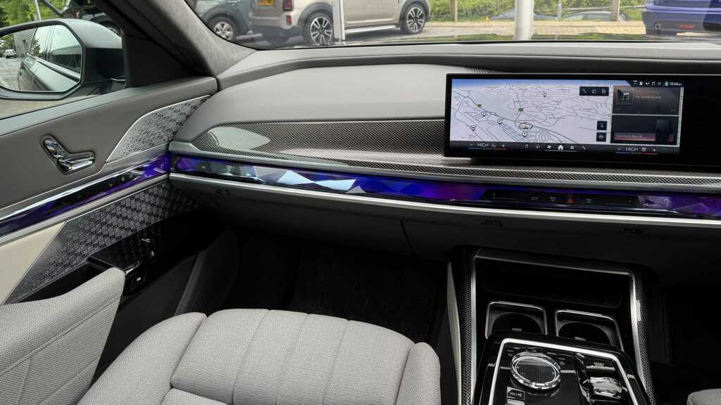 BMW i7 335Kw Edrive50 M Sport 105.7Kwh 2026 Grey #4