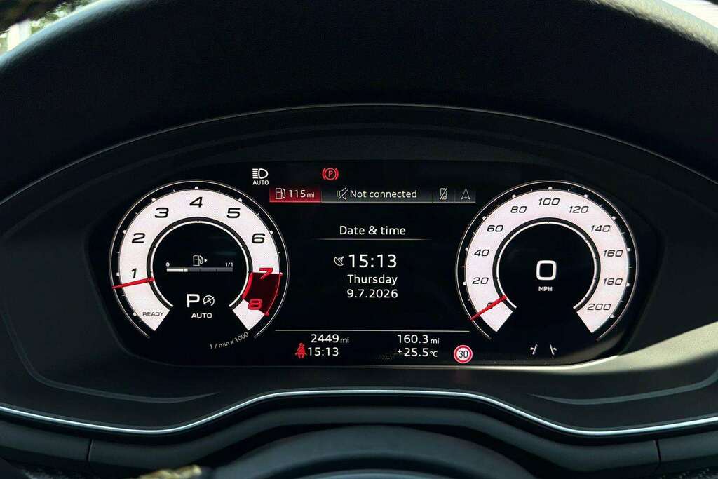 Audi RS4 Edition 25 Years Black #7