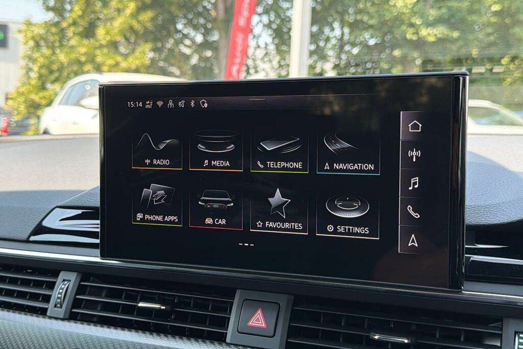 Audi RS4 Edition 25 Years Black #14