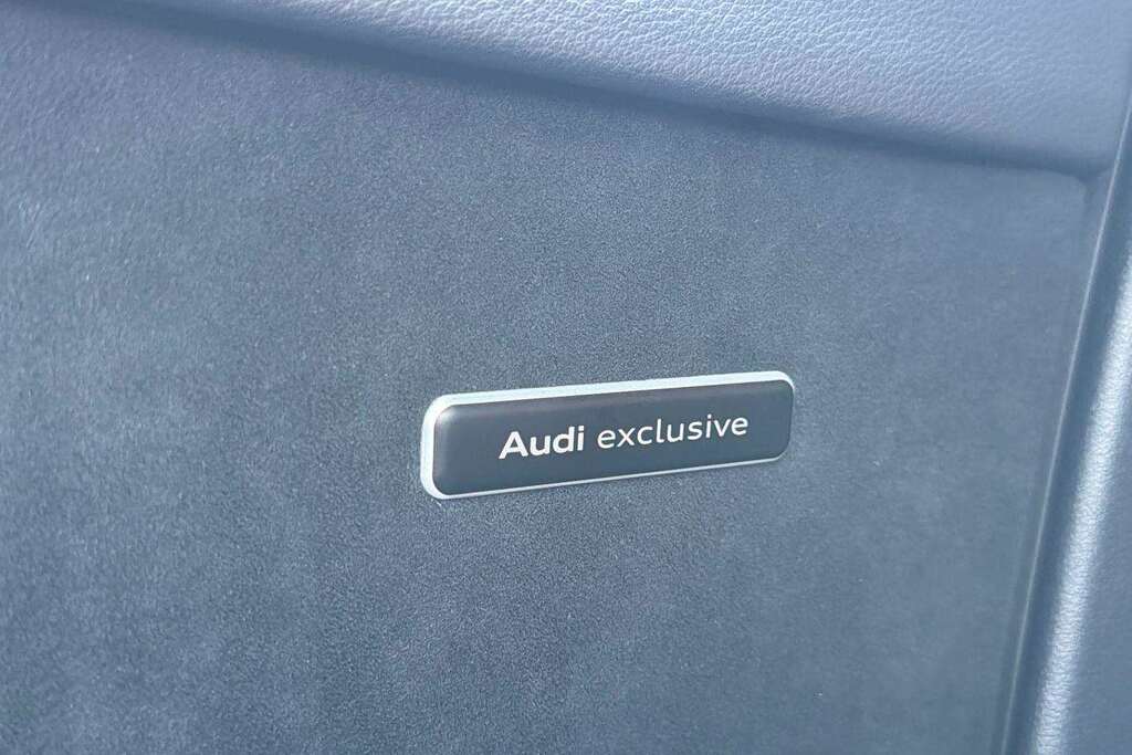 Audi RS4 Edition 25 Years Black #20