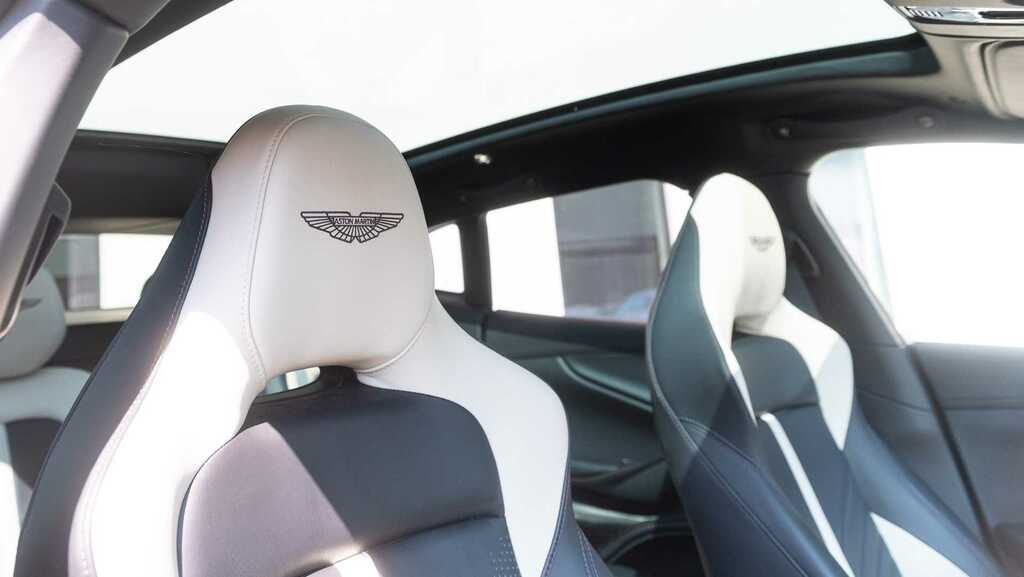 Aston Martin DBX Hatchback Black #10