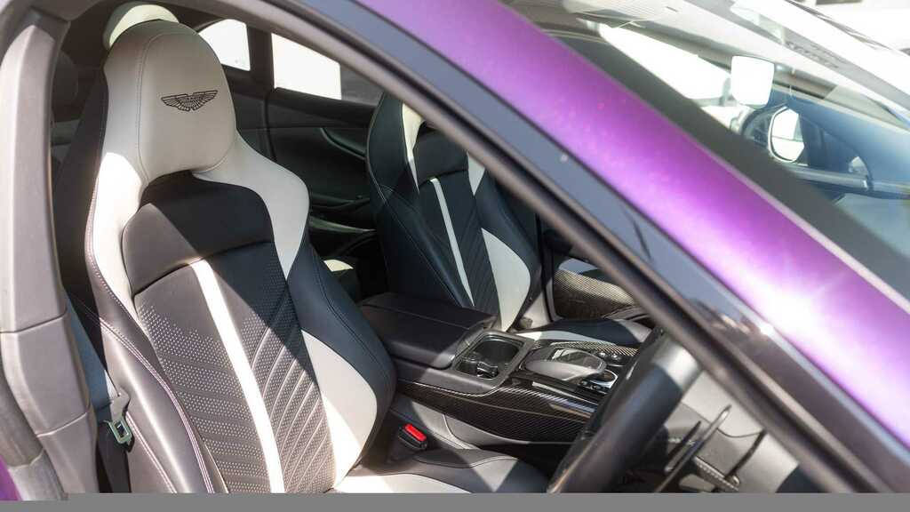 Aston Martin DBX Hatchback Black #22