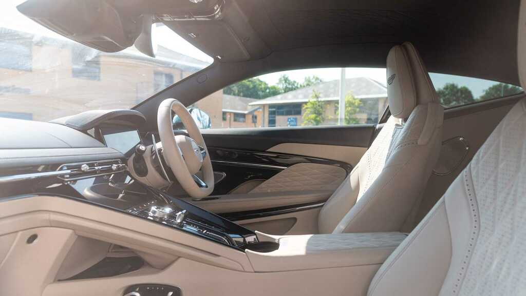 Aston Martin DB12 V8 Coupe White #35