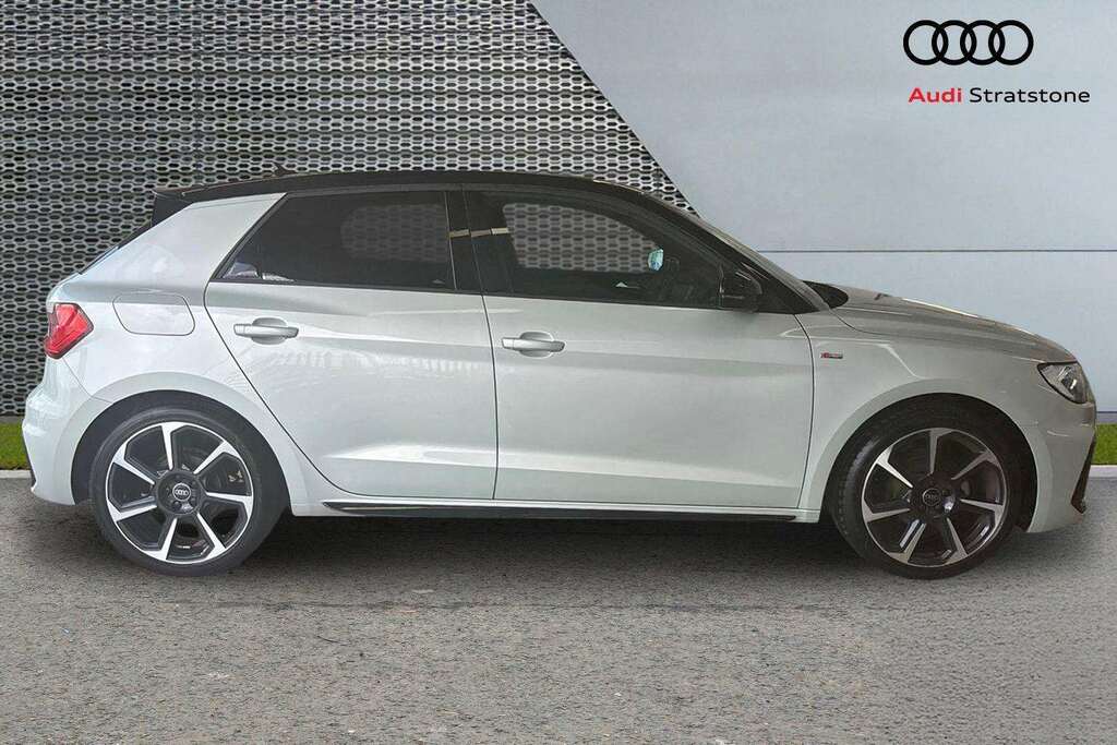 Audi A1 25 Tfsi Black Edition 2023 Silver #3
