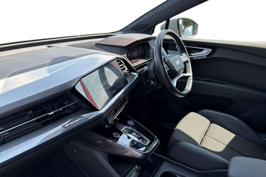 Audi Q4 E Tron 150Kw 40 82Kwh S Line 2021 DC71FYB Grey #2