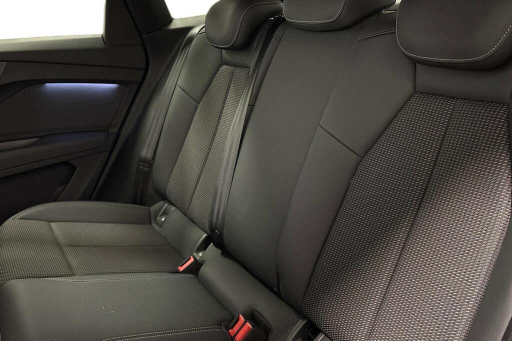 Audi Q4 E Tron 150Kw 40 82Kwh S Line 2023 ND23HSL Black #5