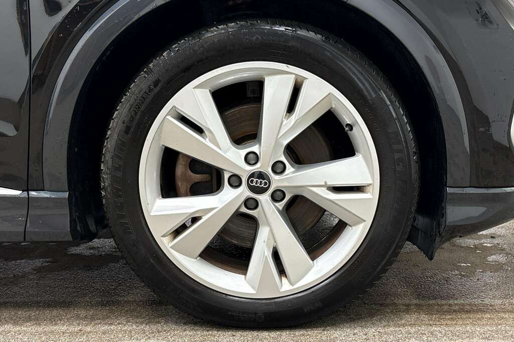 Audi Q4 E Tron 150Kw 40 82Kwh S Line 2023 ND23HSL Black #4