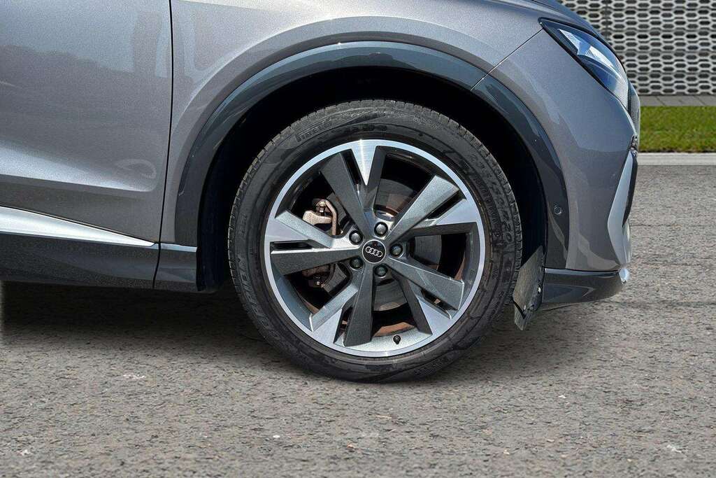 Audi Q4 E Tron 150Kw 40 82Kwh S Line 2023 GL23VWE Grey #5