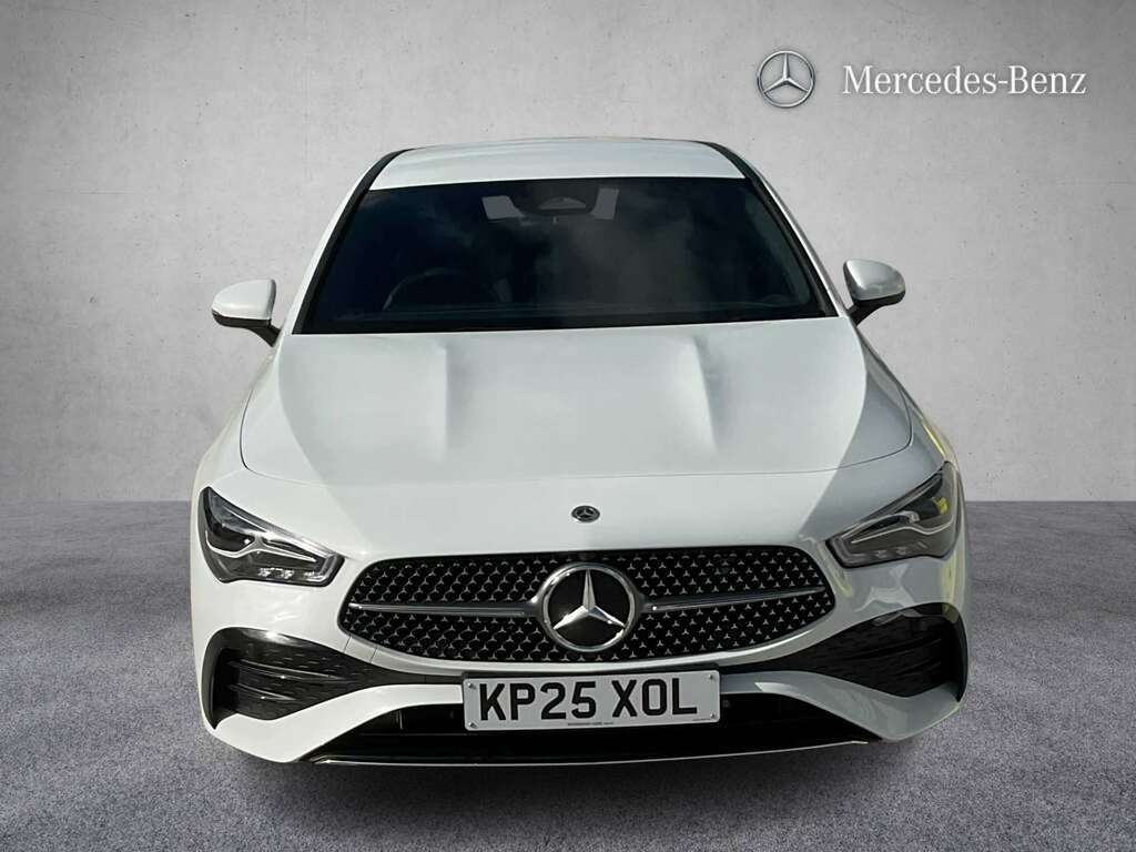 Mercedes-Benz CLA Class 200 Amg Line Premium Tip 2025 White #2