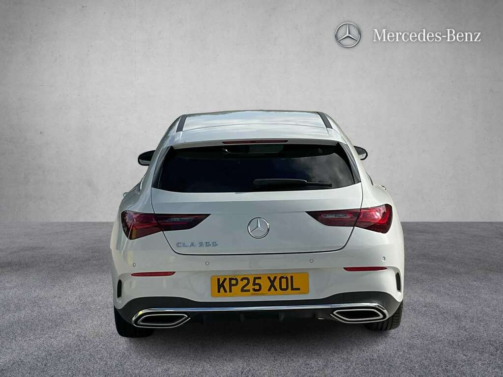 Mercedes-Benz CLA Class 200 Amg Line Premium Tip 2025 White #5