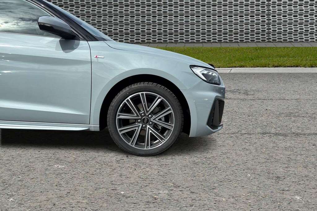 Audi A1 35 Tfsi S Line S Tronic 2026 Grey #4