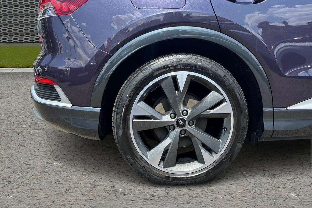 Audi Q4 E Tron 220Kw 50 Quattro 82Kwh S Line Tech 2023 VK73NLP Purple #6