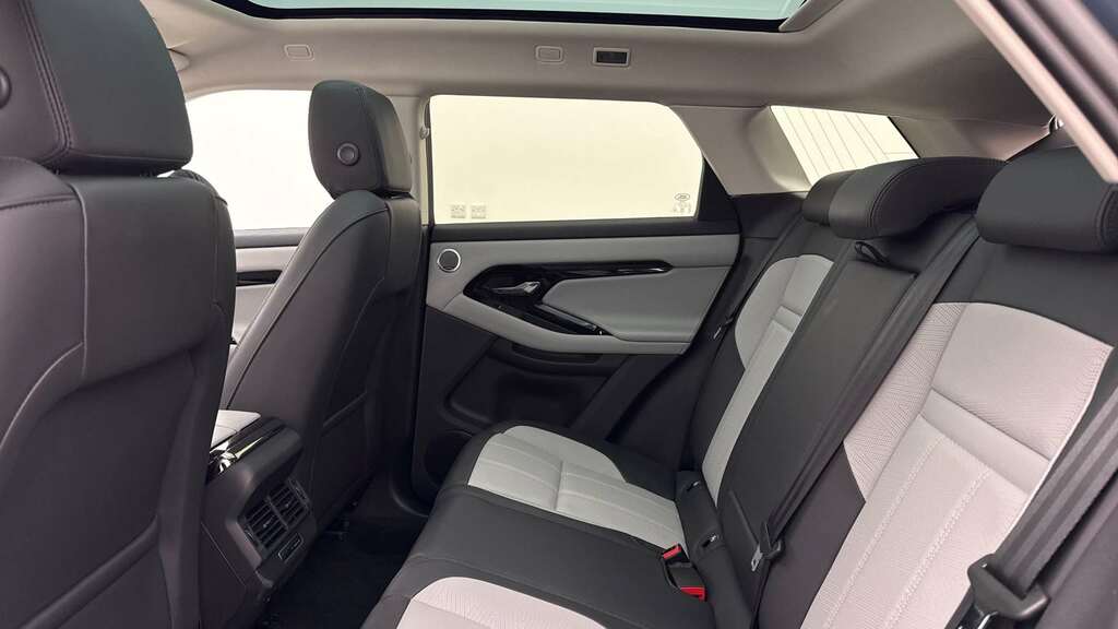 Land Rover Range Rover Evoque 2.0 D200 Dynamic Hse 2024 Blue #4