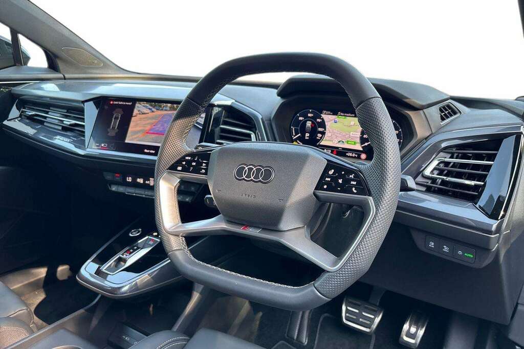 Audi Q4 E Tron 210Kw 45 82Kwh S Line Leather 2026 Black #6