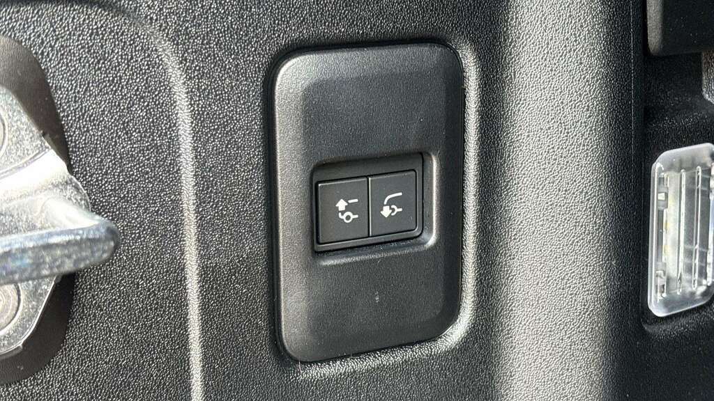 Land Rover Defender 110 3.0 D250 Xs Edition 110 Wide Arch Kiturb Black #25