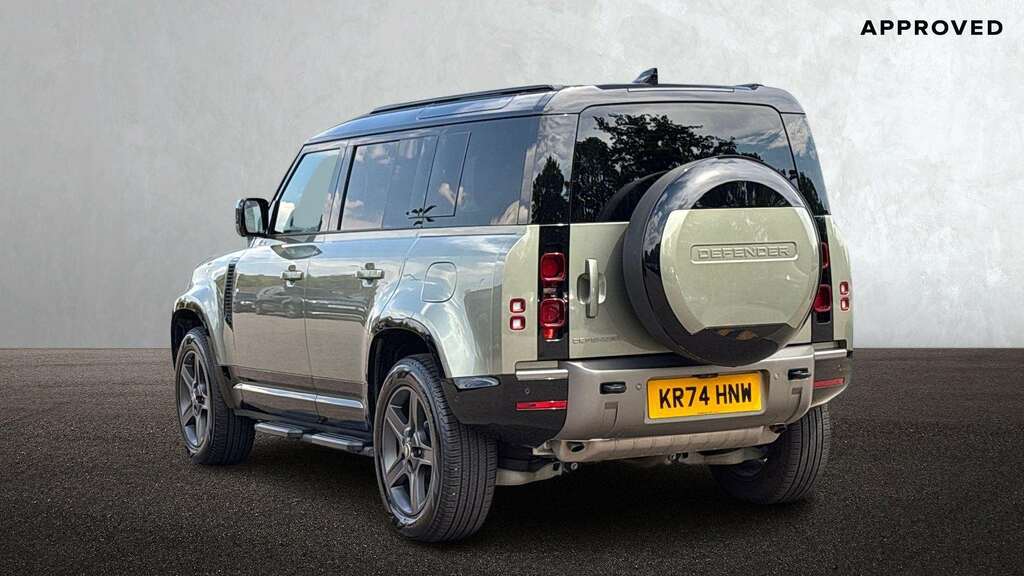 Land Rover Defender 110 2.0 P300e X-dynamic Hse 110 2024 Green #2