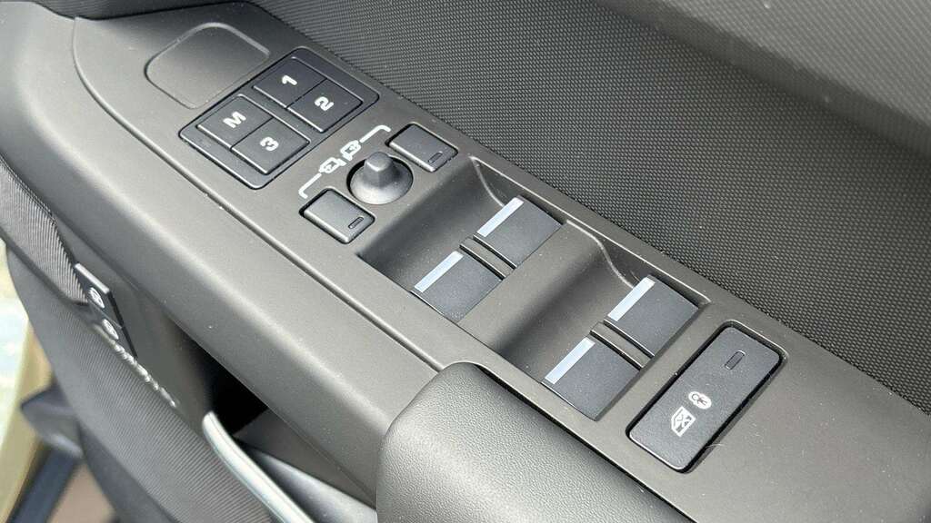 Land Rover Defender 110 3.0 D250 Xs Edition 110 Wide Arch Kiturb Black #34