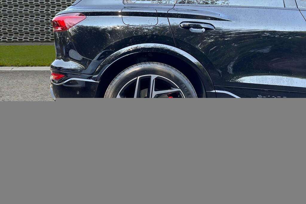 Audi SQ6 E-Tron 360Kw Sq6 Quattro 100Kwh Black Ed Tech Black #6