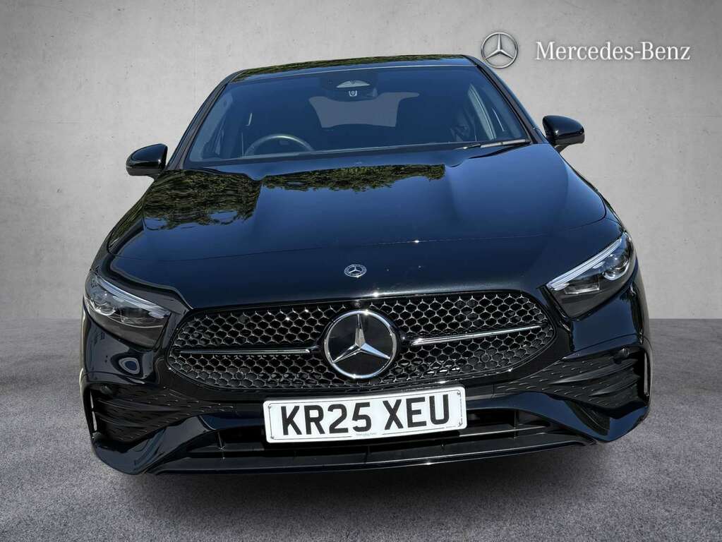 Mercedes-Benz A Class A180 Amg Line Premium Plus 2025 KR25XEU Black #3