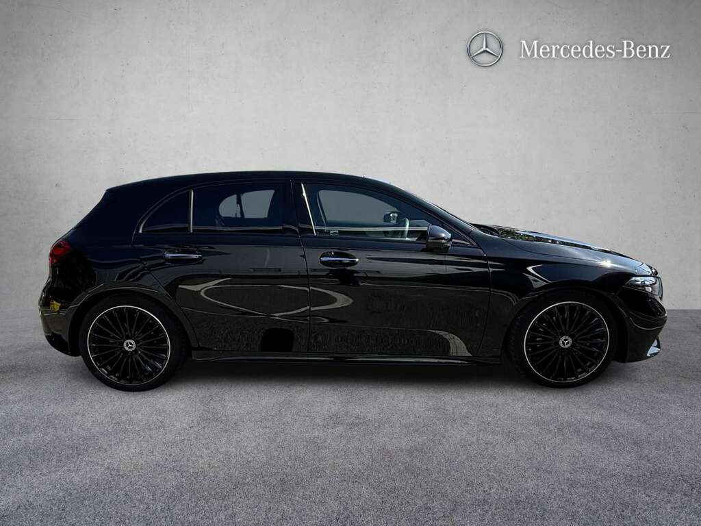 Mercedes-Benz A Class A180 Amg Line Premium Plus 2025 KR25XEU Black #4