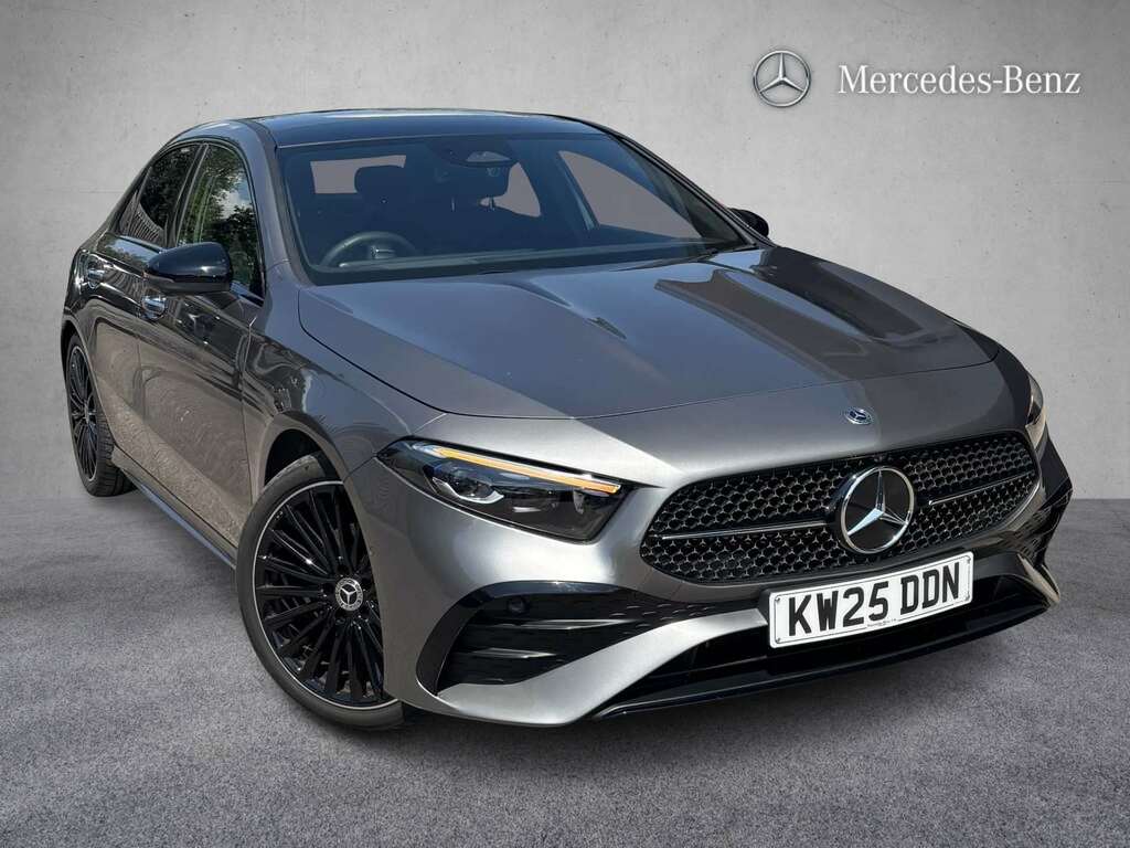 Mercedes-Benz A Class A200 Amg Line Premium Plus 2025 Grey