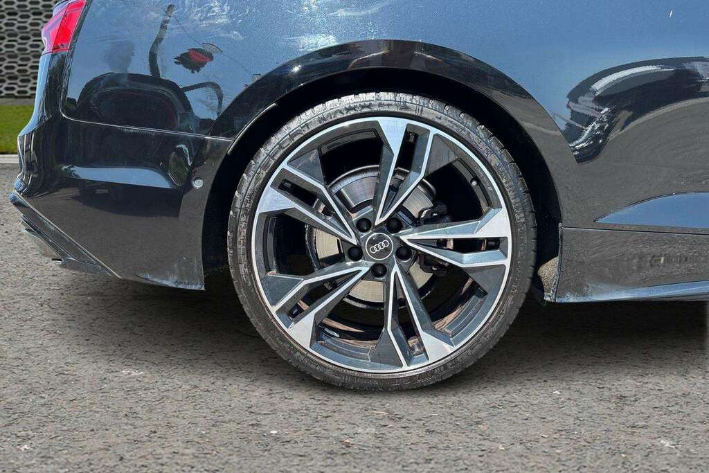 Audi A5 40 Tfsi 204 Black Edition S Tronic 2024 Black #3