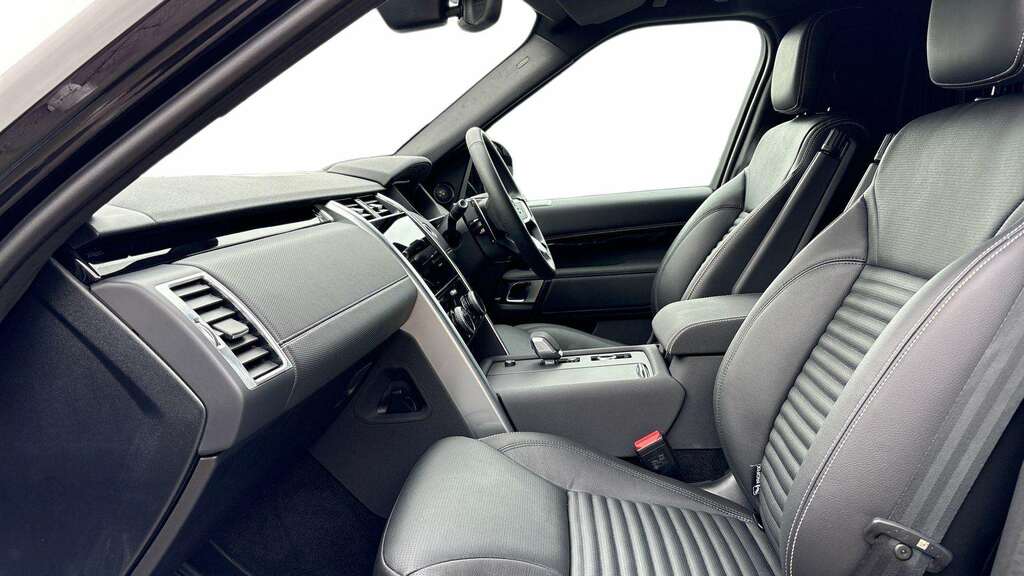 Land Rover Discovery 3.0 D350 Se Commercial 2026 FD75DXO Black #3