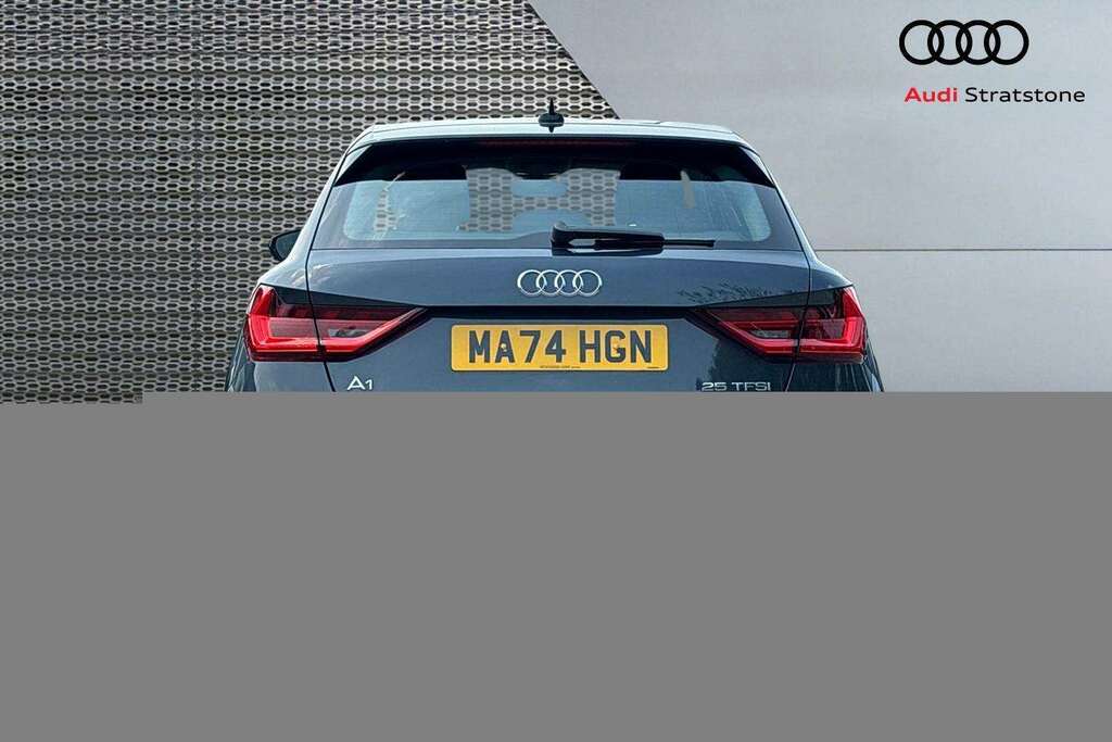 Audi A1 Sport Black #4
