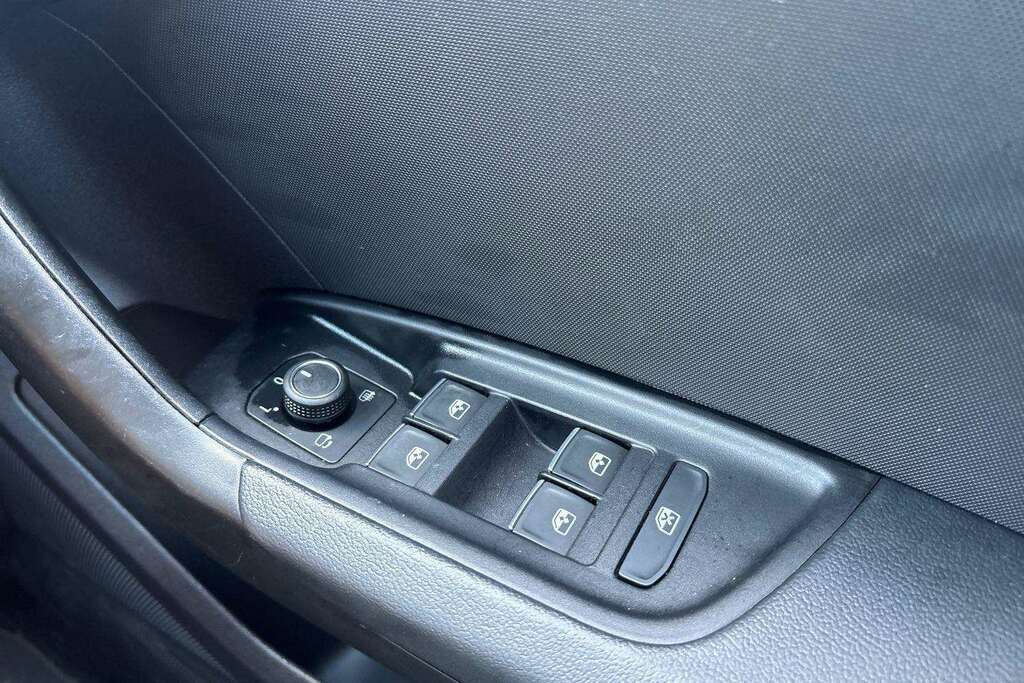 Audi A1 Technik 25 Tfsi 95 Ps 5-Speed White #10