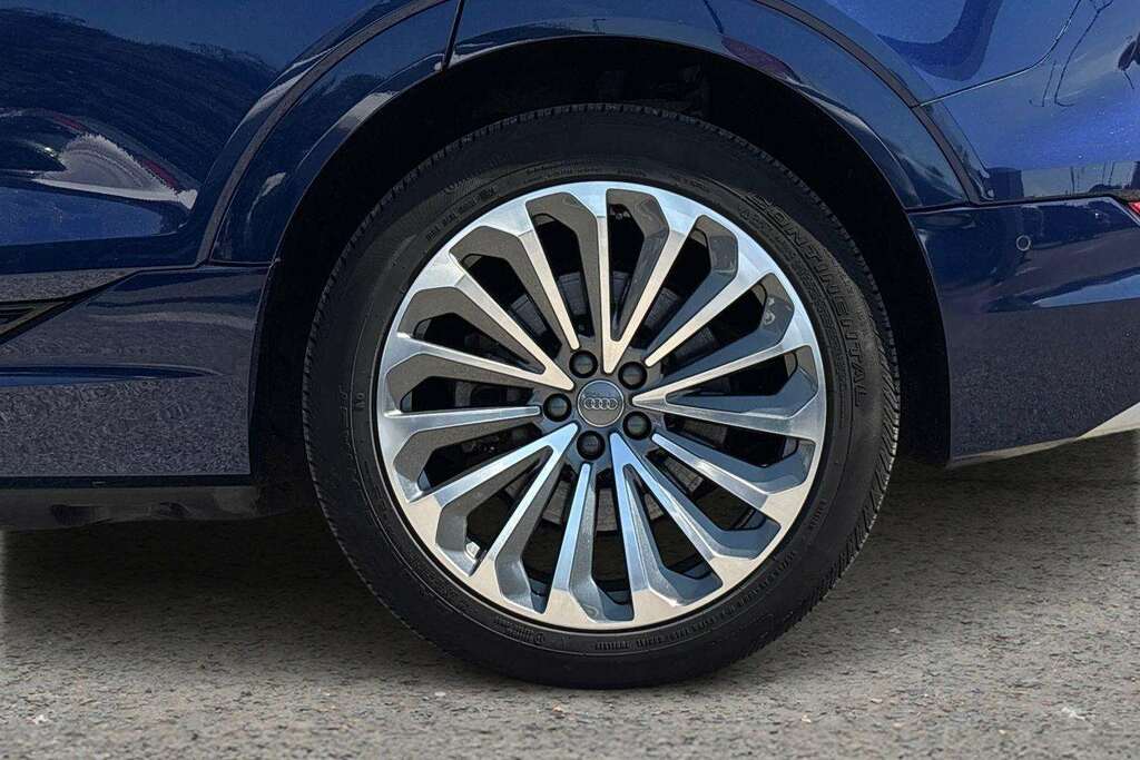 Audi E-tron 300Kw 55 Quattro 95Kwh S Line 2020 Blue #2
