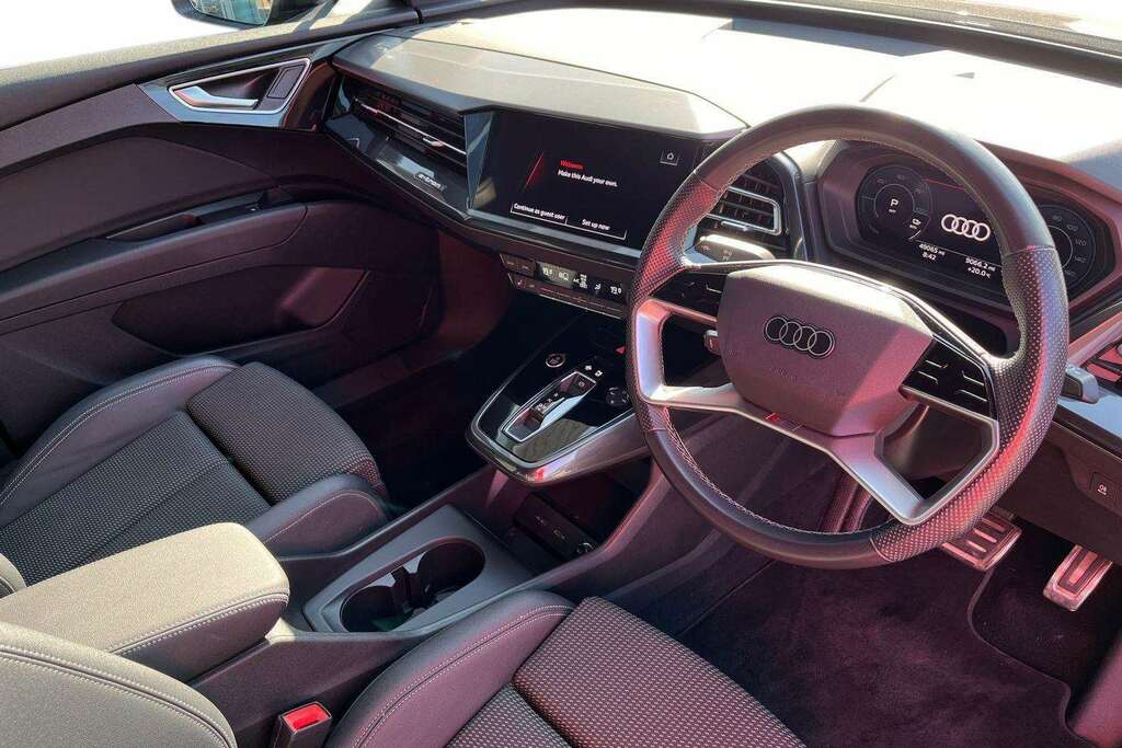 Audi Q4 E Tron 150Kw 40 82Kwh S Line 2022 Black #6