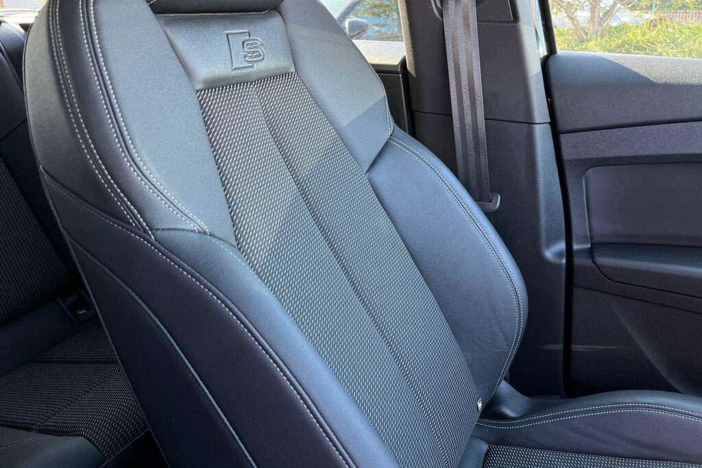 Audi Q4 E Tron Suv Black #25