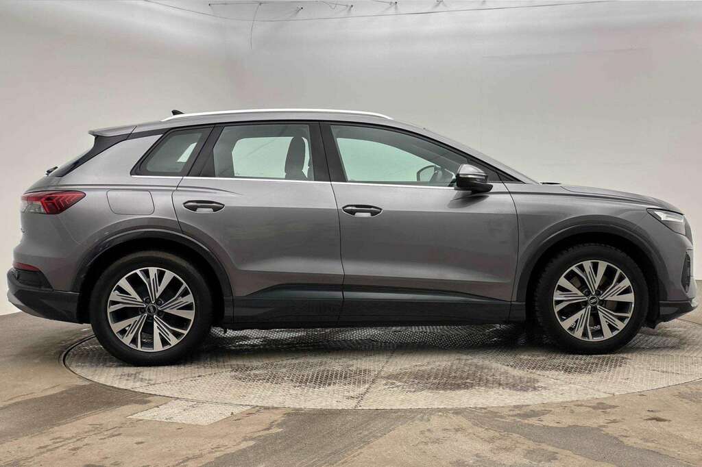 Audi Q4 E Tron 150Kw 40 82Kwh Sport 2021 Grey