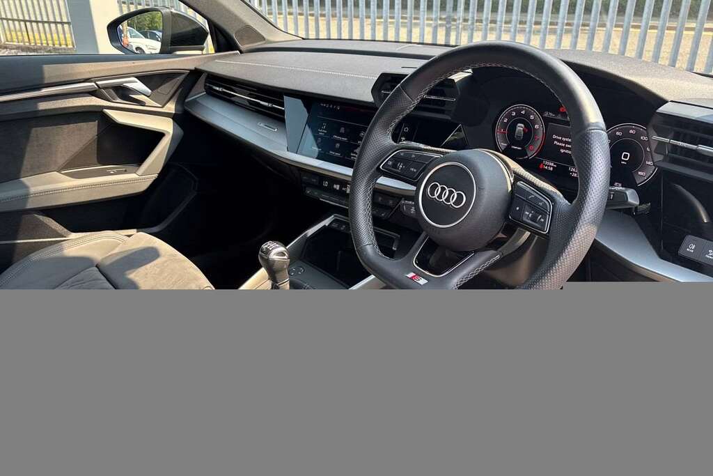 Audi A3 35 Tfsi Edition 1 2023 MV23ZVD Grey #4