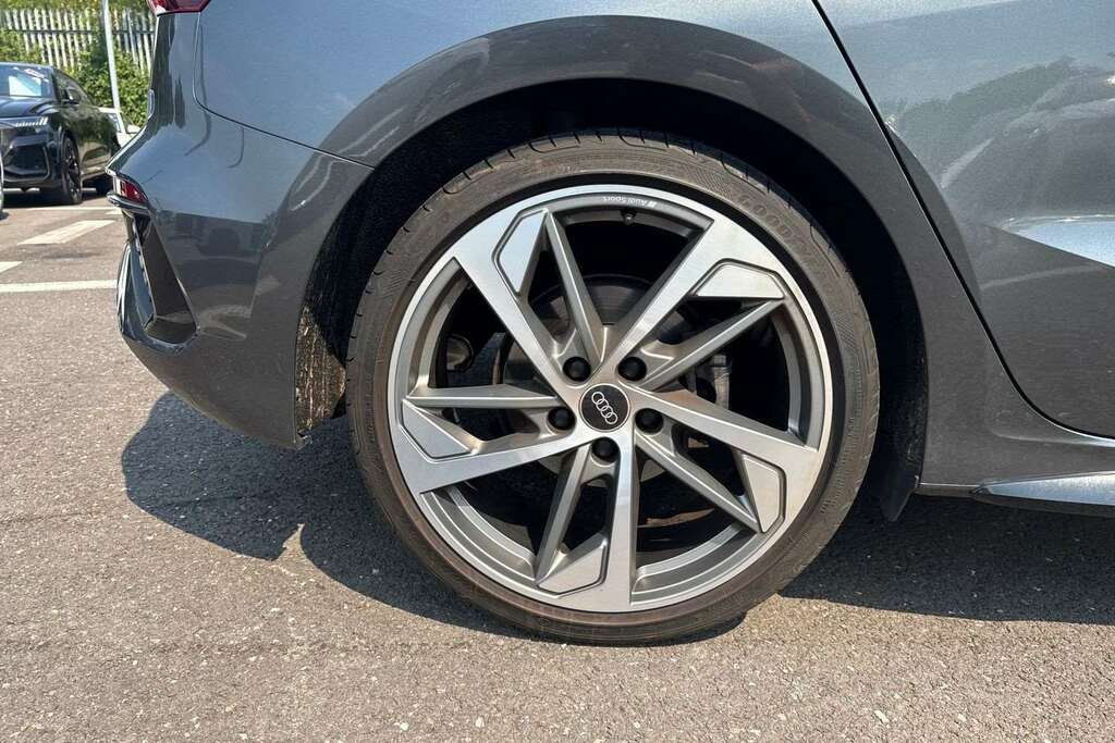 Audi A3 35 Tfsi Edition 1 2023 MV23ZVD Grey #3