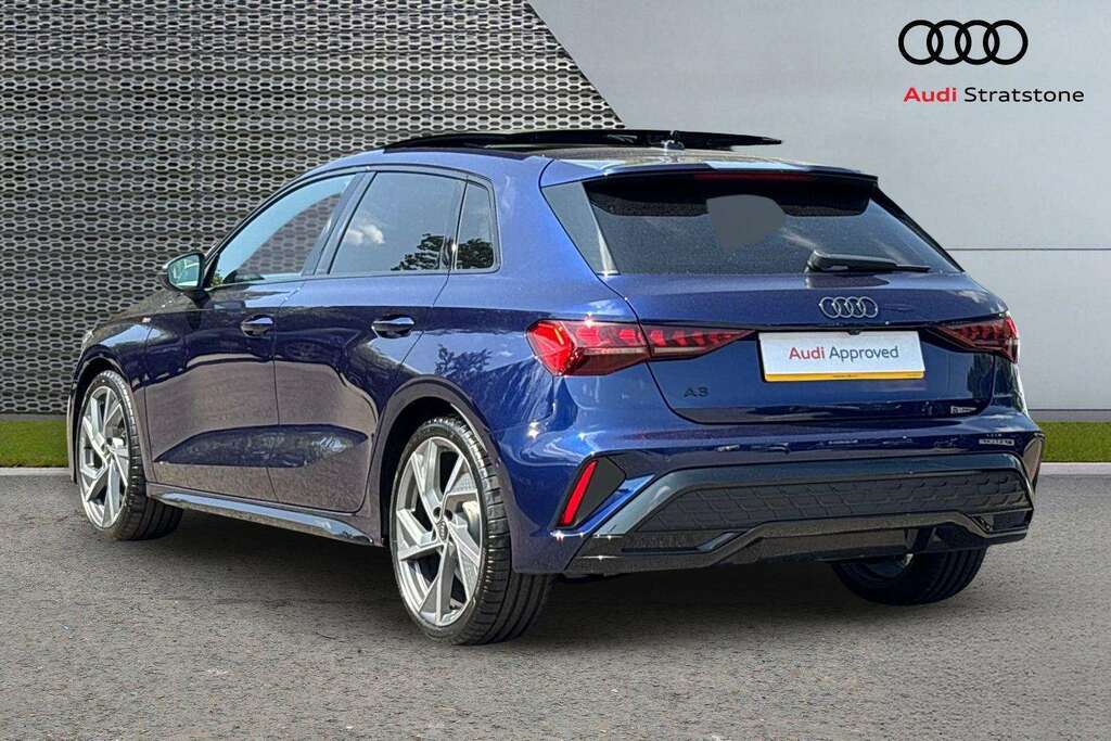 Audi A3 1.5 Tfsi 150 Black Edition S Tronic 2026 BG26ZDD Blue