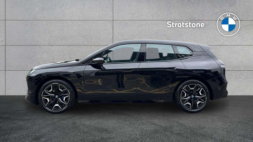 BMW iX 240Kw Xdrive40 M Sport 76.6Kwh 2023 Black #3