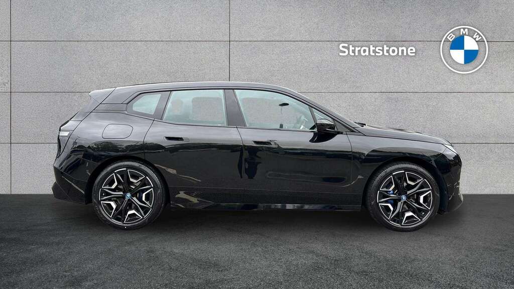 BMW iX 240Kw Xdrive40 M Sport 76.6Kwh 2023 Black #2