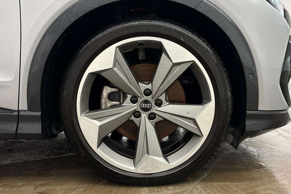 Audi Q4 E Tron 210Kw 45 Qtro 82Kwh Black Ed Tech Pro 2 Silver #3