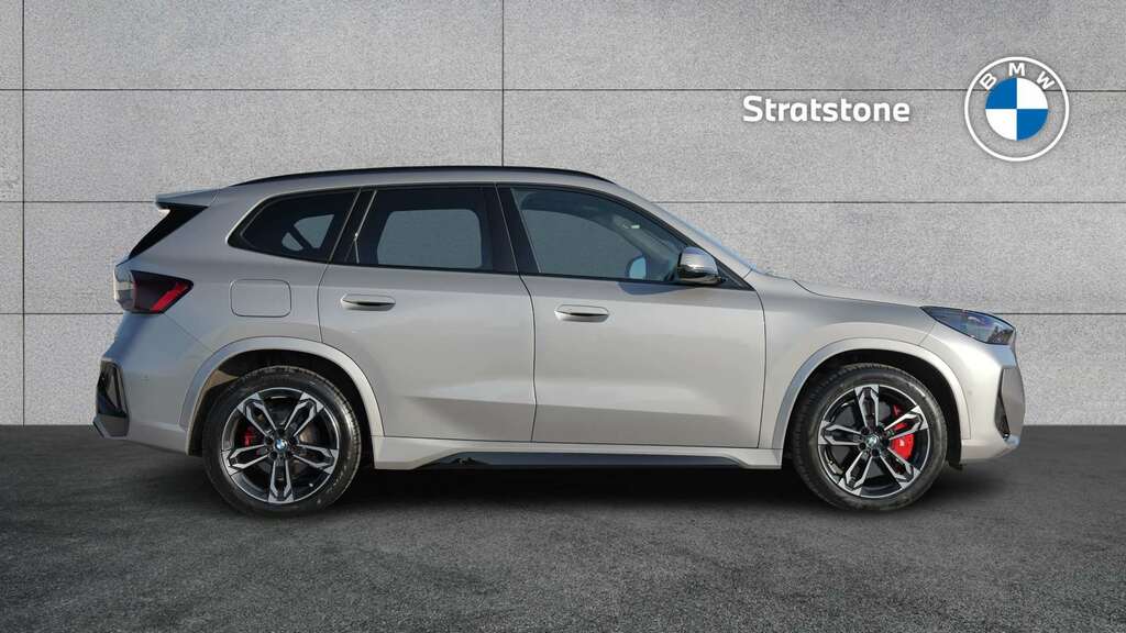 BMW iX1 150Kw Edrive20 M Sport 65Kwh 2025 Silver #3